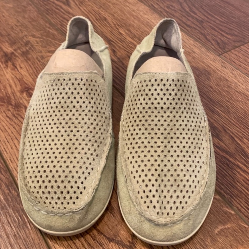 Olukai Women’s Size 8